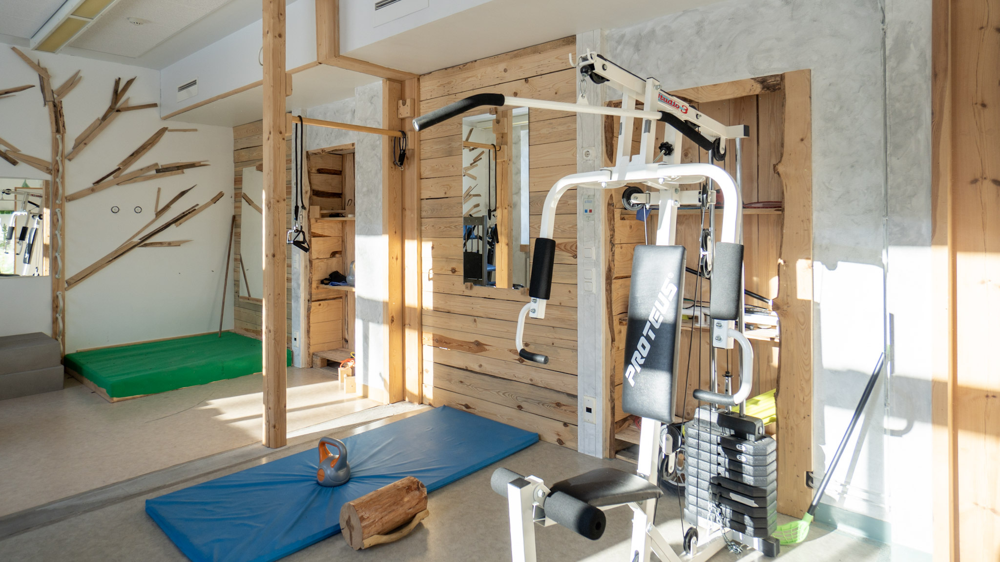 Gym 8